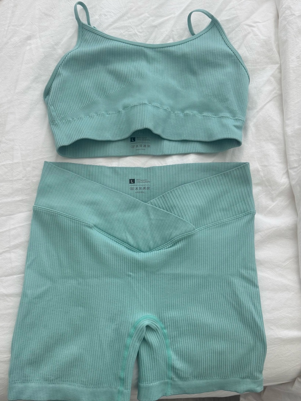 Ribbed Aqua Seamless Two-Piece Active Set